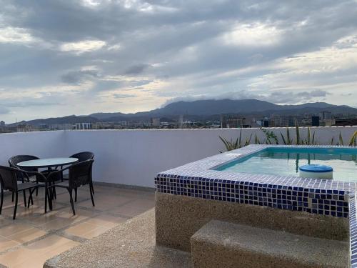 Margarita Suite con jacuzzi, estilo Resort & Suites near Pampatar Beach