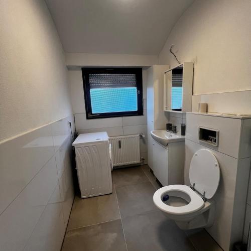 Stuttgart Weilimdorf Gemütliche Zimmer mit Balkon, Stuttgart (photo 3)