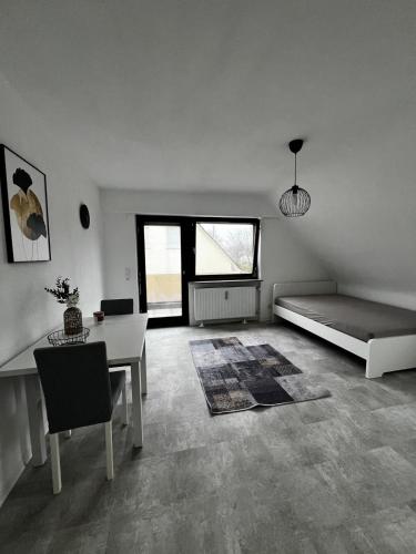 Stuttgart Weilimdorf Gemütliche Zimmer mit Balkon, Stuttgart (photo 6)