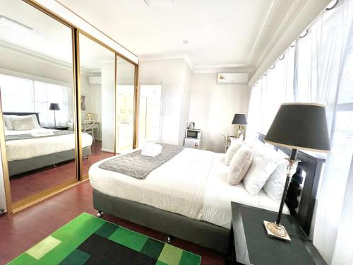 North Ryde Guesthouse - main image