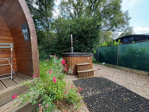 Smart glamping site in longtown, with veiws of the Black Mountains in Lanveino