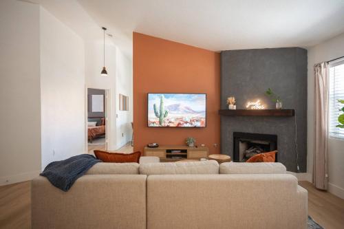 Newly renovated desert Summerlin Home 3 bed 2 bath - near Red Rock, Las Vegas (foto 10)