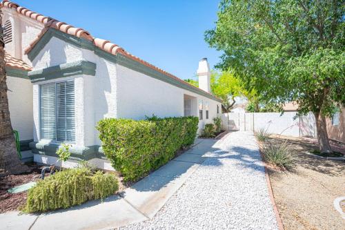 Newly renovated desert Summerlin Home 3 bed 2 bath - near Red Rock, Las Vegas (foto 7)