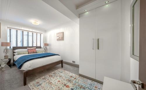 DELUXE Apartment With Terrace over HARRODS, Londyn (zdjęcie 5)