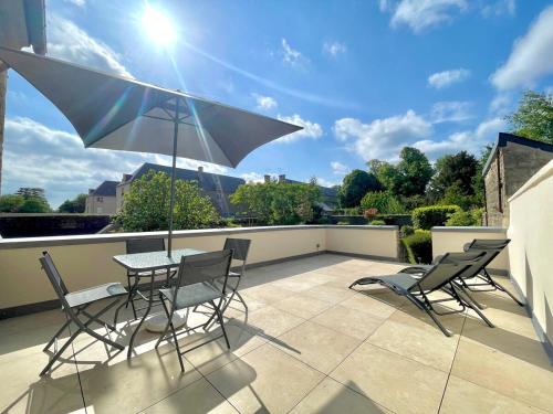 Maison Cornat, Numéro 3, La terrasse (Maison Cornat, Numero 3, La terrasse) in Valognes