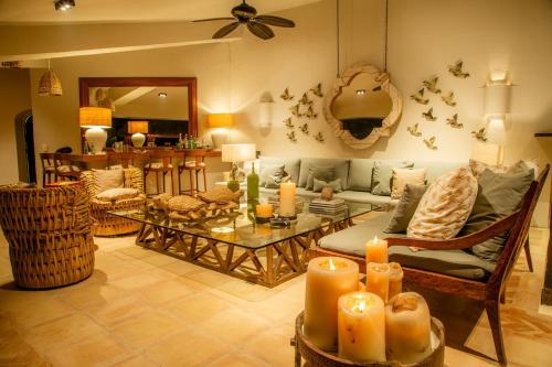 Casa Angelines en Las Brisas Acapulco, con alberca y club de playa