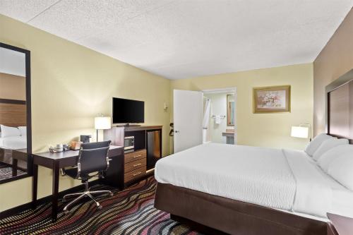4 king beds