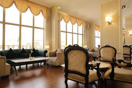 Predvorje, جولدن هافن Golden Haven in Anqarah