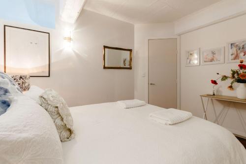 Bright & Spacious 1BR Apt - Central City Stay, Wellington (photo 11)