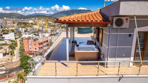 Superior Suite with Sea View image 7