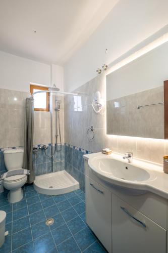 Two Bedroom Suite image 2