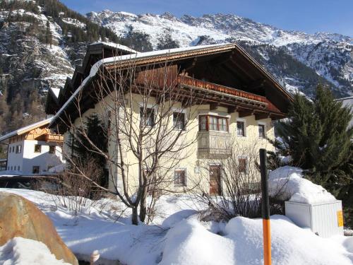 Schweizerhof Enzian - Location saisonnière - Huben
