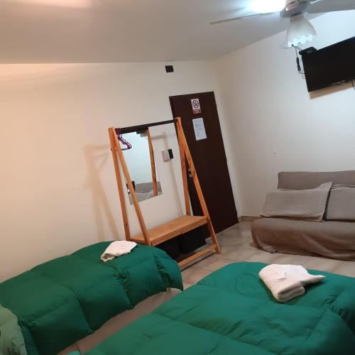 1 double bed, 3 twin beds
