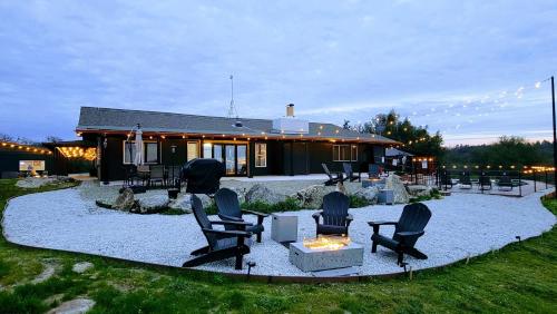 4000 SF, 20 Acre Gated Luxe Estate, Game Room, Pano View, Pool, Spa, Coarsegold