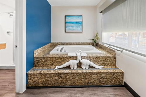 SureStay Hotel by Best Western Santa Monica in Los Angeles, USA
