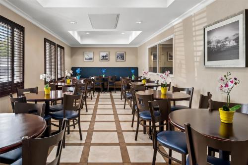 SureStay Hotel by Best Western Santa Monica in Los Angeles, USA