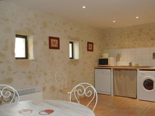 Gîte Cheillé 3 pièces 4 personnes - FR-1-381-20 - image 3