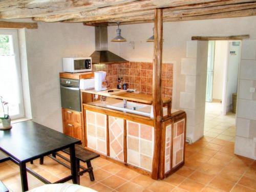 Gîte L'Orée du Bois : Charme Rural & Animaux Admis - FR-1-381-200 (Gite L'Oree du Bois : Charme Rural & Animaux Admis - FR-1-381-200) in Villandry