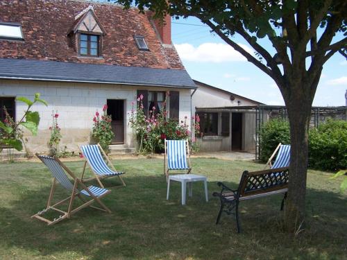 Gîte 18e avec piscine, jardin et équipements inclus, près des Châteaux de la Loire - FR-1-381-212 (Gite 18e avec piscine, jardin et equipements inclus, pres des Chateaux de la Loire - FR-1-381-212) in Saint-Épain