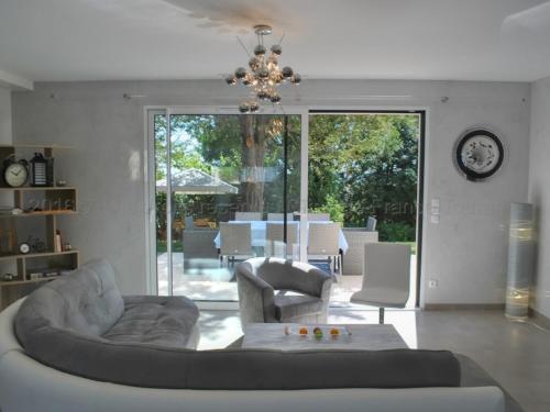 Gîte Tours 7 pièces 14 personnes - FR-1-381-231 - image 6