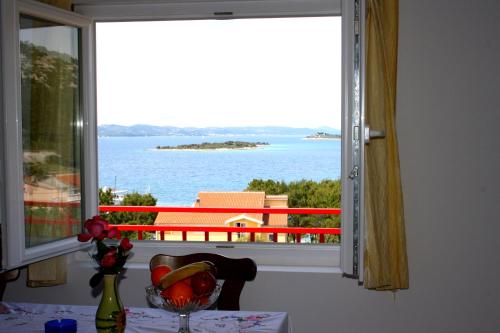  Apartments Nada in Drage