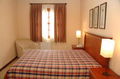 Standard Double Room image 5