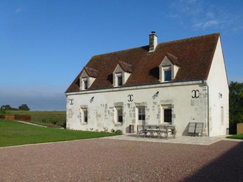 Maison de campagne rénovée avec jardin clos, terrasse, jeux, 5 chambres, et animaux acceptés - FR-1-497-109 gîte à louer Mauves-sur-Huisne