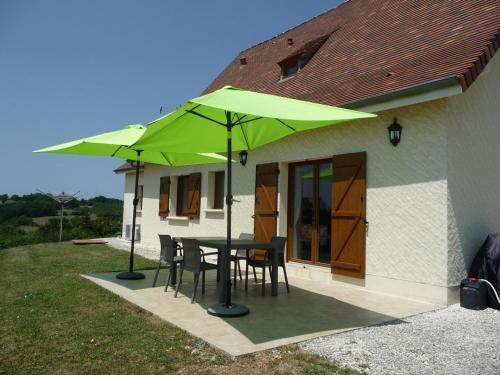 Charmante maison avec Wifi et parking près de Sarlat - FR-1-616-116 (Charmante maison avec Wifi et parking pres de Sarlat - FR-1-616-116) in Salignac Eyvigues