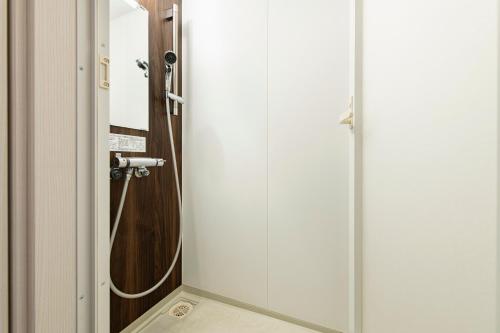Double Room image 10