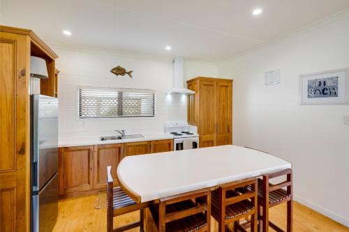 A szálláshely kívülről, Mahia Bliss - Surf & Serenity Holiday Home in Mahia