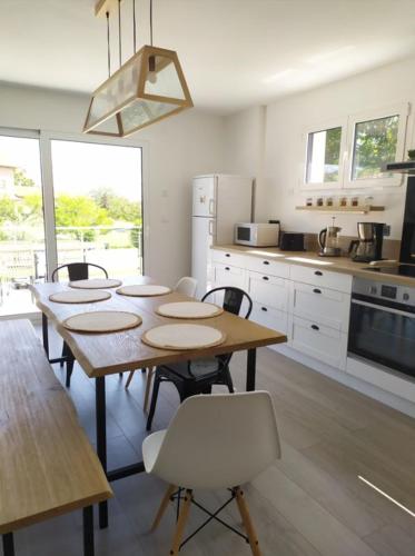 Gîte du Soleil Levant - Drôme des collines (Gite du Soleil Levant - Drome des collines) in Bren