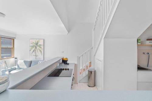 Manly Flow - Cosy Beachside Stay near Dining & Ferry - image 14