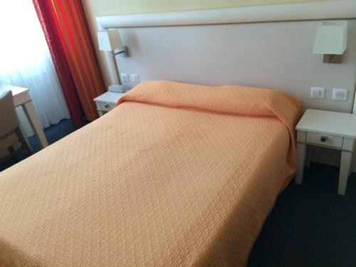 Hôtel Elysée Room Type - Standard Double Room