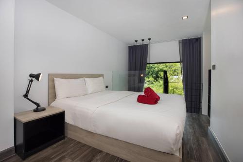 Duplex in NaiHarn Residence near the Beach, UTL B325, Rawai Beach (photo 3)