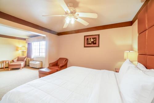 SureStay Plus Hotel by Best Western Beeville - main image