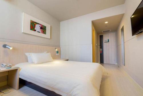 Jinjiang Inn Dalian Railway Station Russian Street in Dalian Train Station