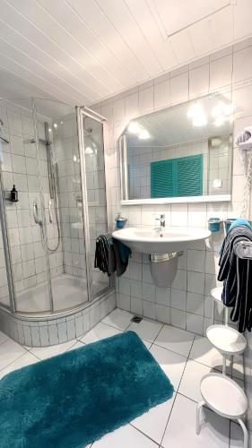 Studio Apartment image 9
