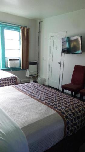 Stuart Hotel – Los Angeles, CA