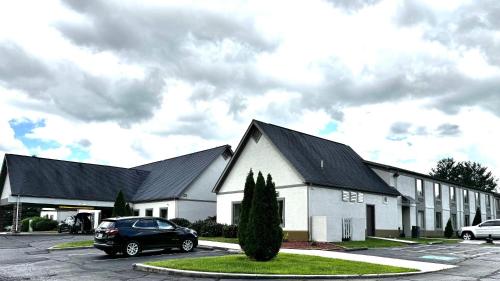 Deluxe Inn Wytheville – Wytheville, VA