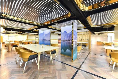 Atour Hotel Beijing West Railway Station South Square in West Railway Station