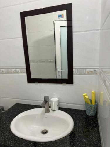 KHÁCH SẠN TƯỜNG MINH (TUONG MINH HOTEL) - 샤워실