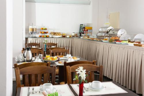Attalos Hotel - image 4