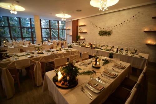 ห้องอาหาร, Hotel EUROPA - Gornicza Strzecha in ซลาซกา โพเรบา