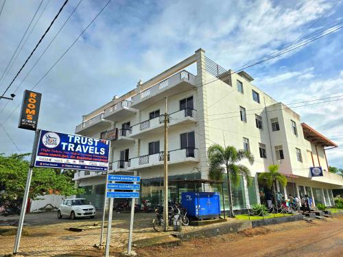 Exterior view, Hotel Marutham in Kilinochchi