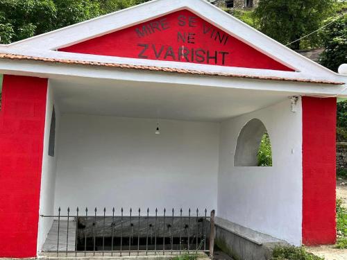 Vila Bashllari, Zvarisht (fotografie 9)