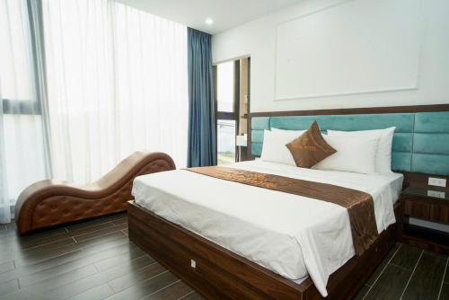 Deluxe Double Room image 5