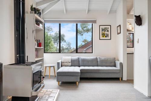 Waiake Family Retreat - Auckland Holiday Home, Auckland (photo 10)