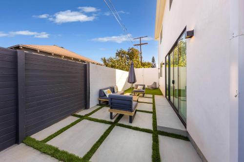 Modern 2BR Back House w/ TVs & Full Kitchen, Los Angeles (fotografie 9)
