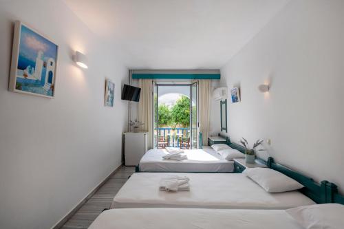 Quadruple Room image 3