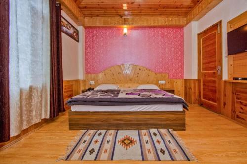 Sun Mark – Manali, PA